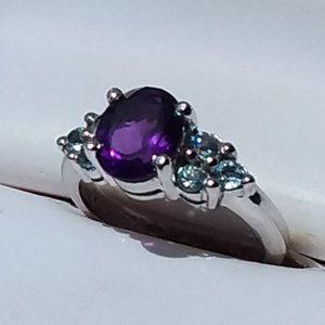 Size - 9 Sterling Silver Genuine Amethyst & Blue Topaz Ring